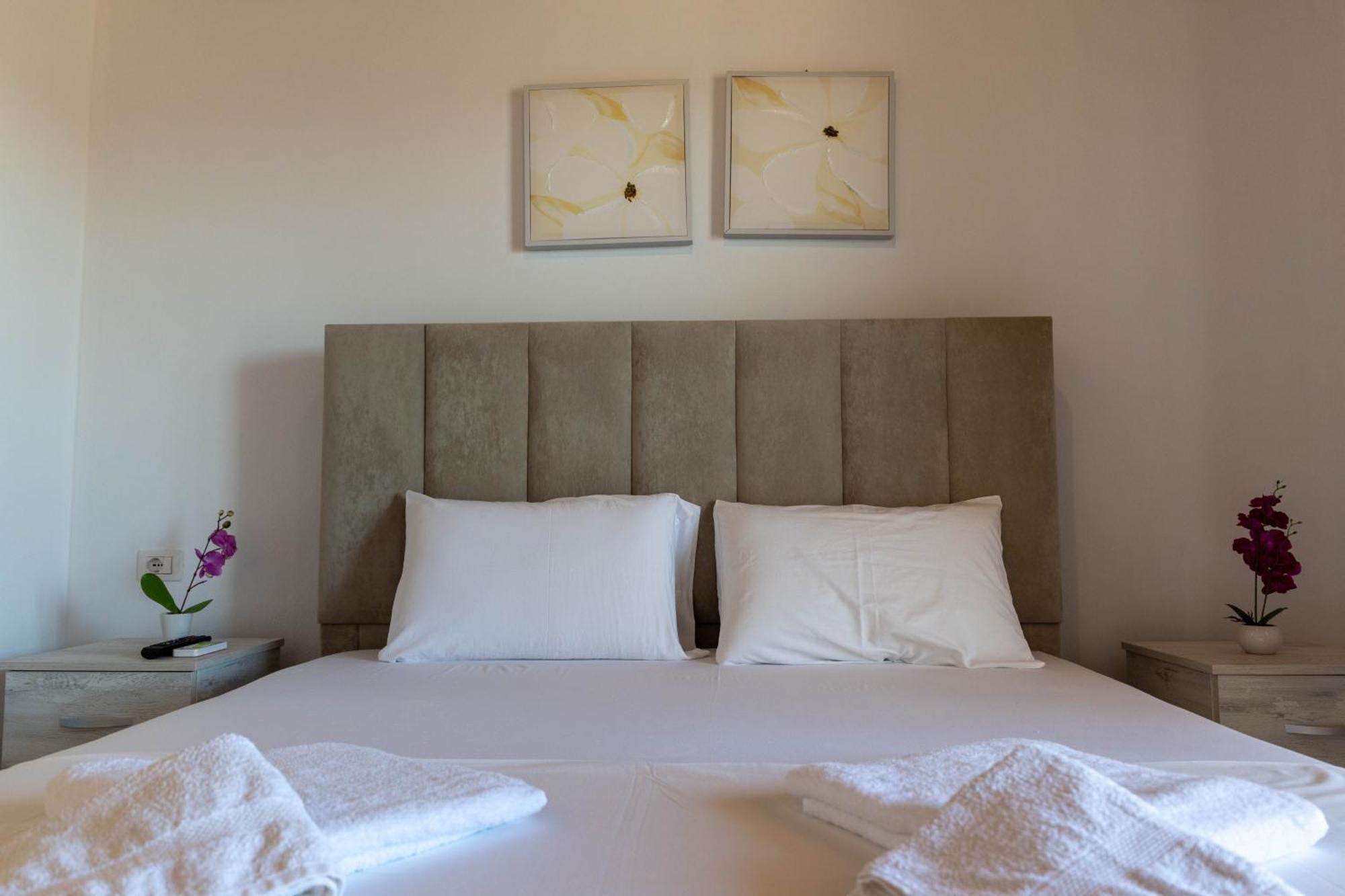Villa Sunny Ksamil Bagian luar foto