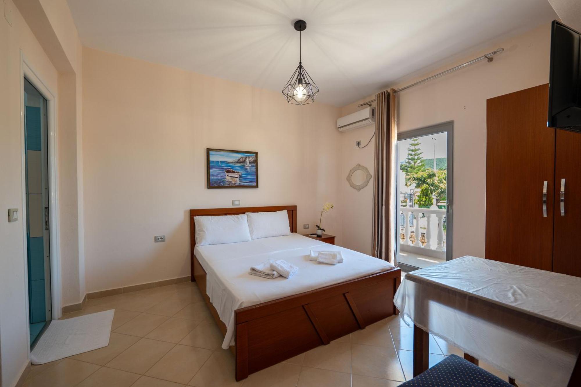Villa Sunny Ksamil Bagian luar foto