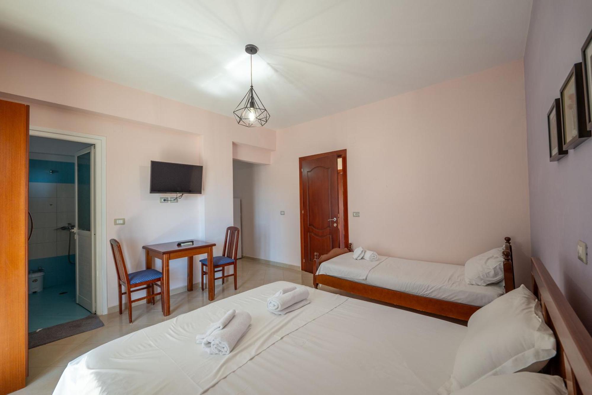 Villa Sunny Ksamil Bagian luar foto