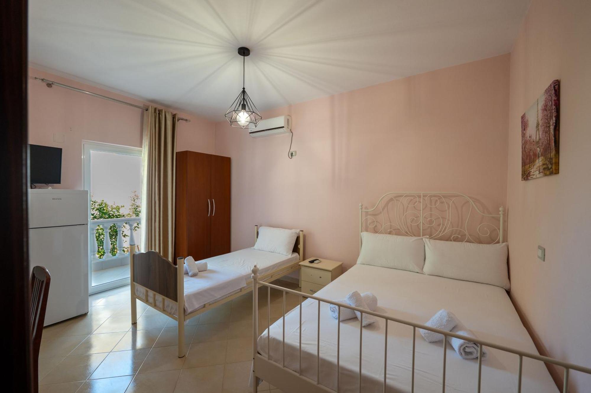 Villa Sunny Ksamil Bagian luar foto
