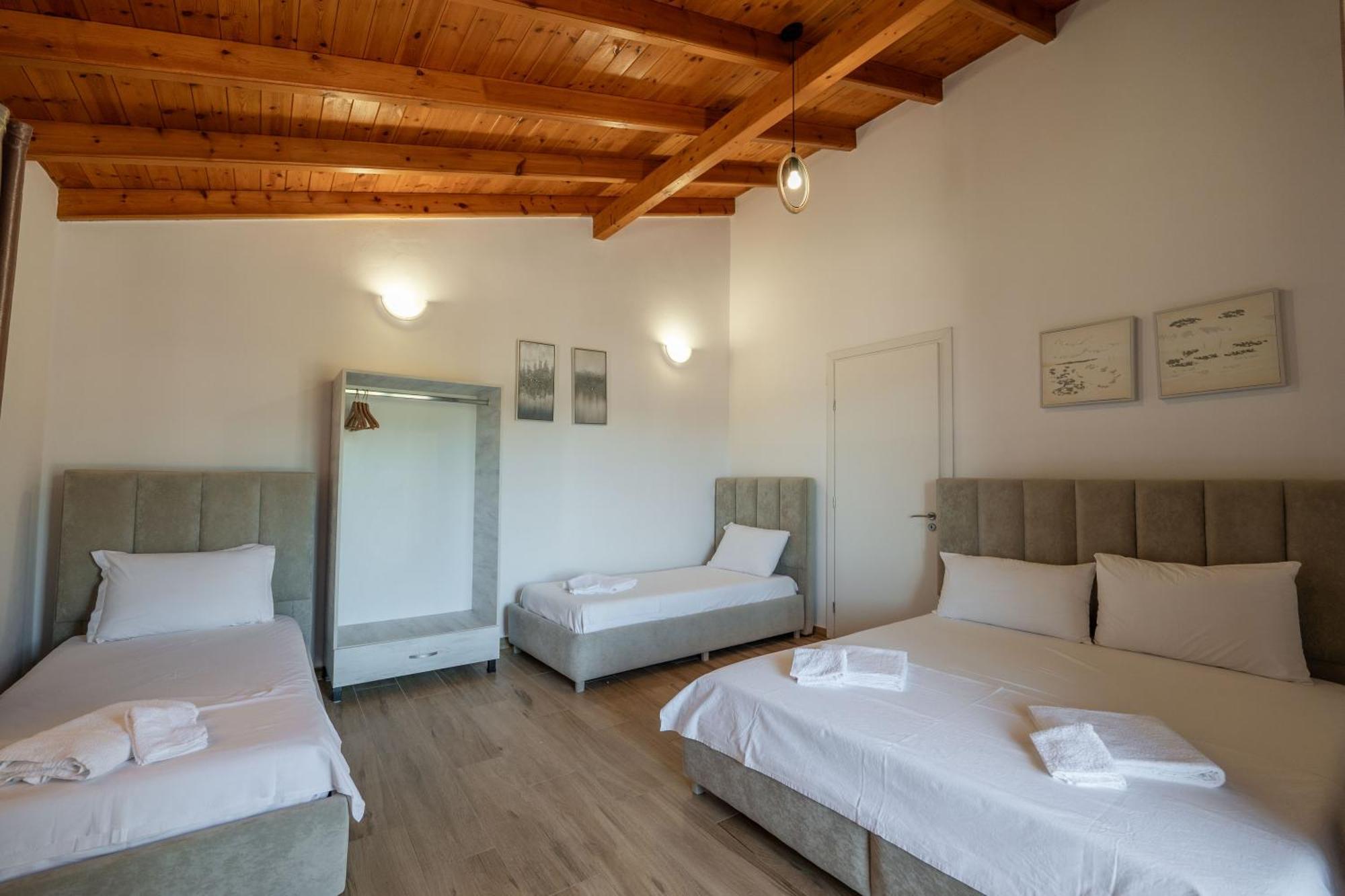 Villa Sunny Ksamil Bagian luar foto