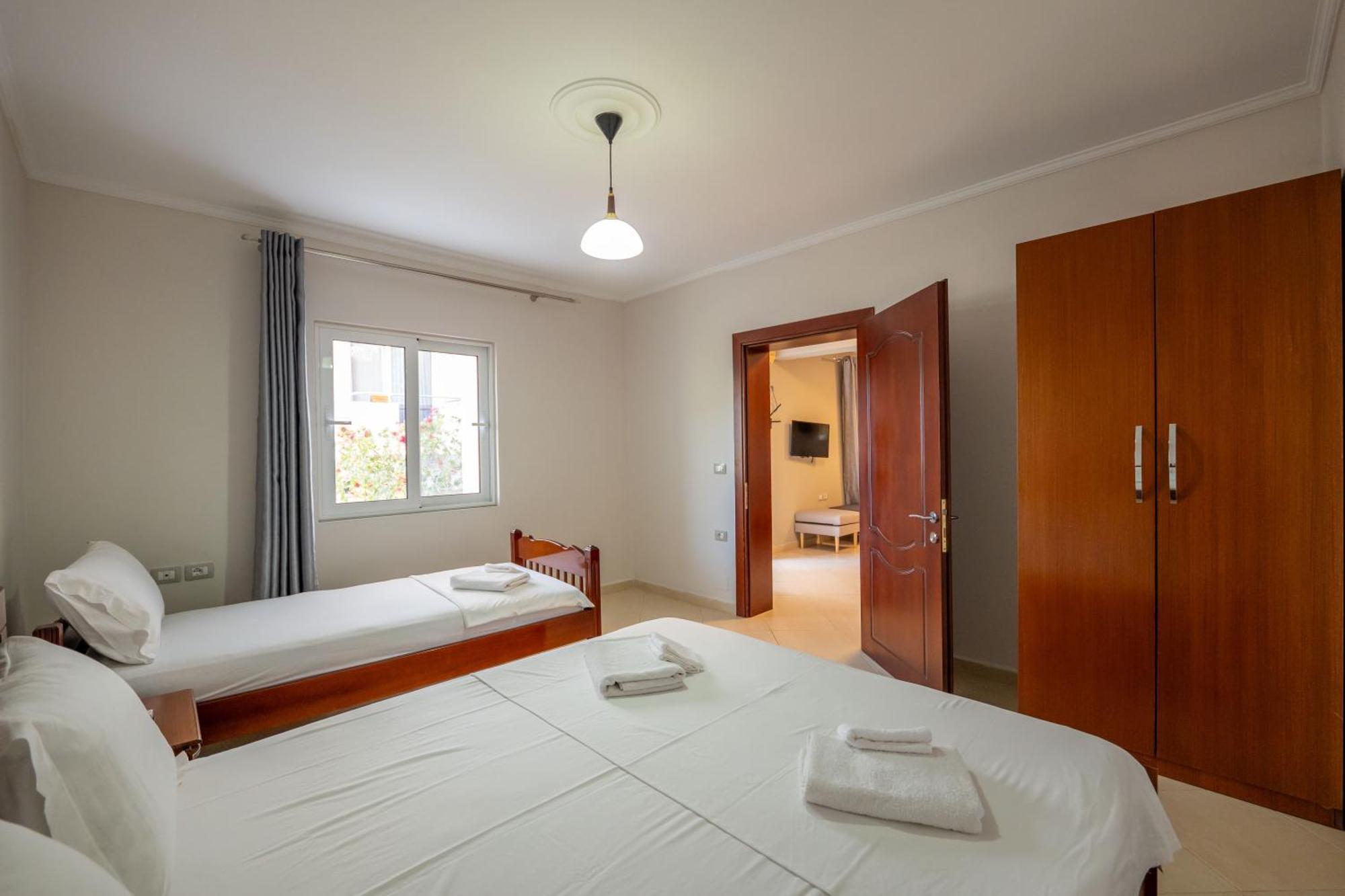 Villa Sunny Ksamil Bagian luar foto